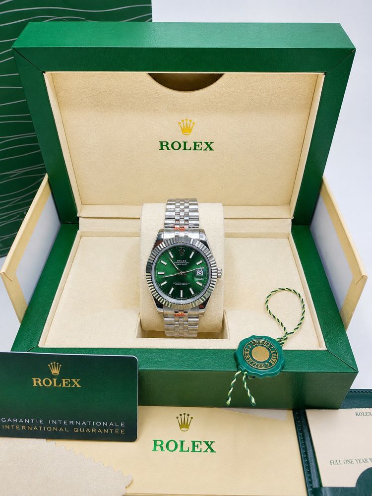 Kolekcija A Ref. DJ-134 — Zelena številčnica, fluted bezel — s kutijom i papirima